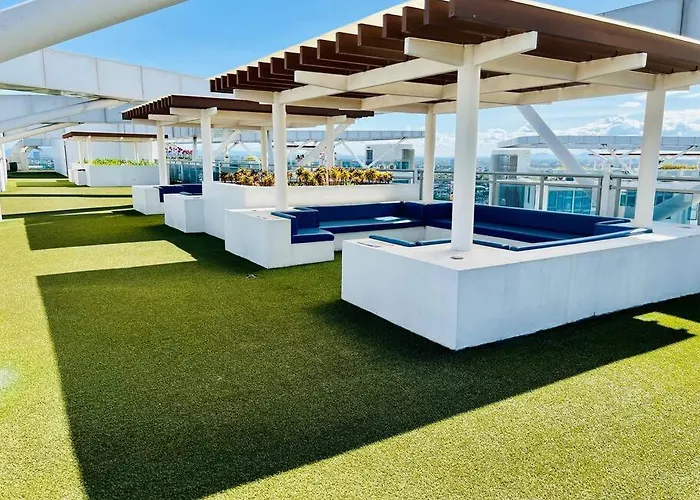 Apartment Scr Azureinetflixibalconyigames Manila